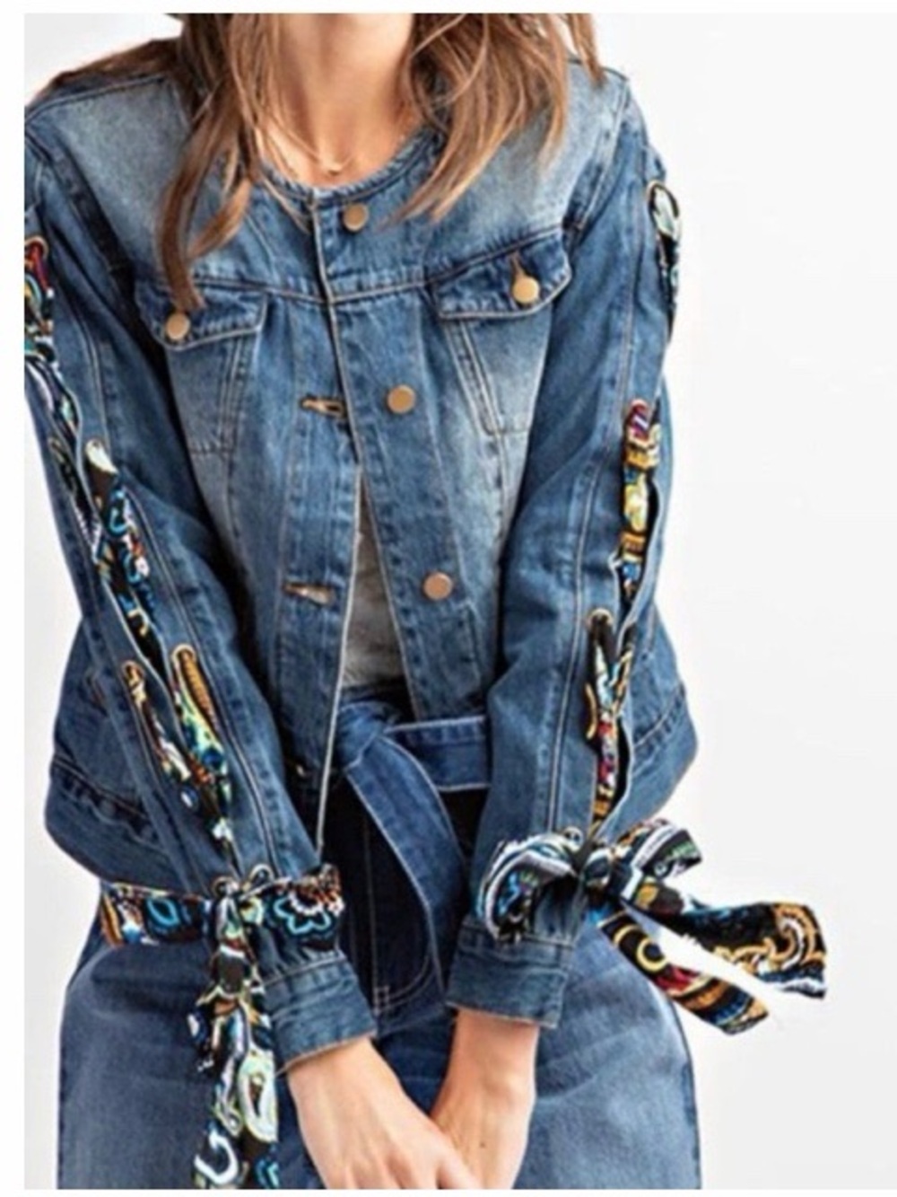 Easel Floral Inset Sleeves‎ Denim Jacket